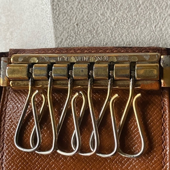 LOUIS VUITTON Authentic Gorpcore Monogram Multicles 6 Key Wallet Brown S… - Picture 8 of 16